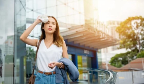 ta peau souffre de la pollution ,que faire pour la protéger ? 1